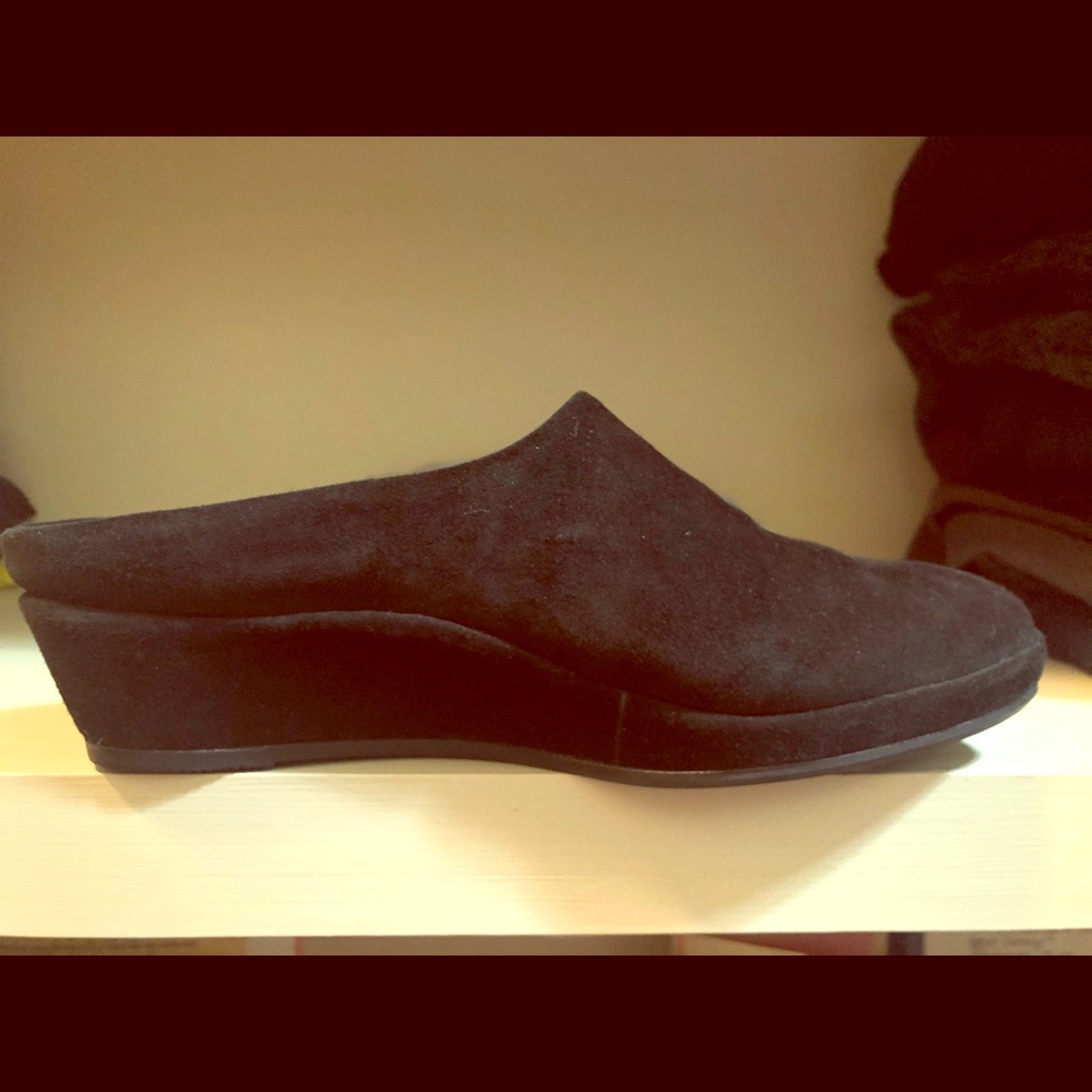 Lamour de Pieds wedge mules